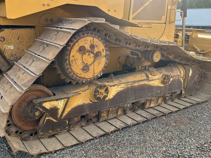 2015-caterpillar-d6t-lgp-image-85