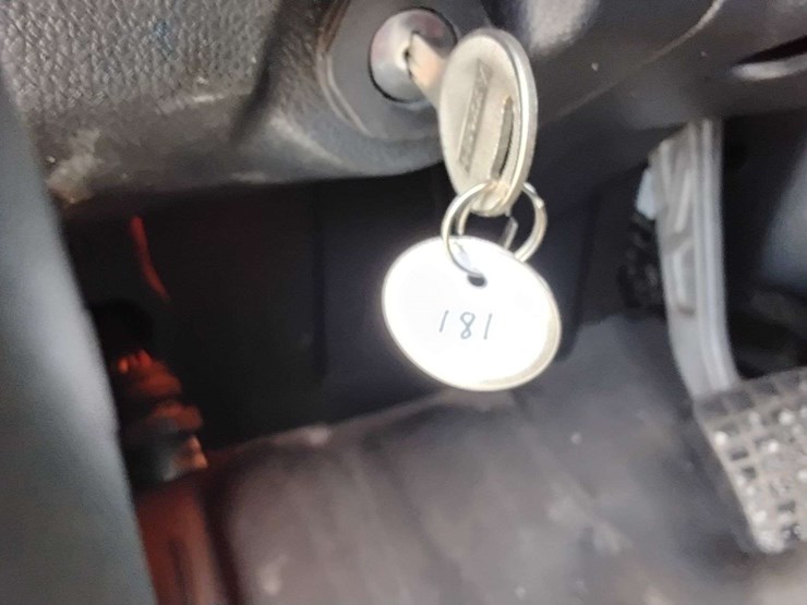 2020-freightliner-cascadia-126-image-66