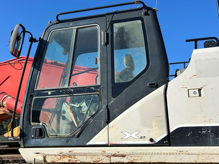 2017-link-belt-700-x2-image-65