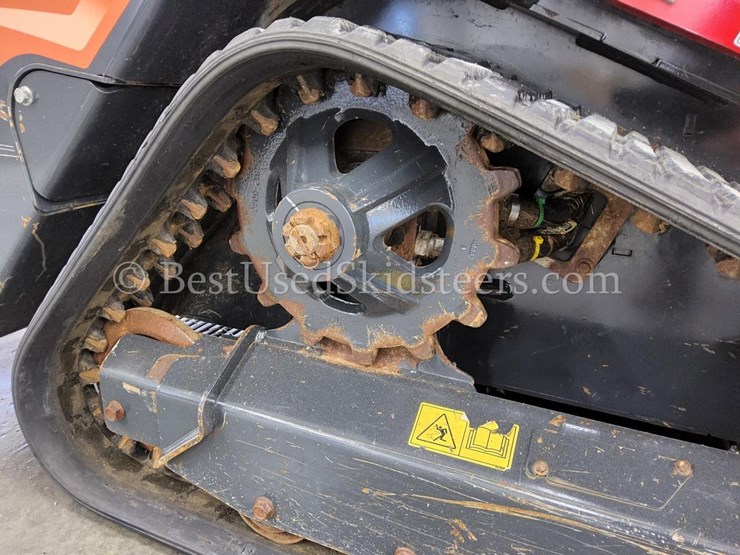 2023-kubota-scl1000-image-11