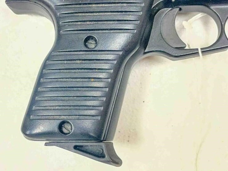 lorcin-pistol-image-10