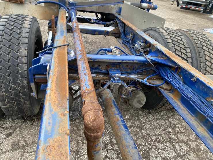 2012-kenworth-t370-image-15