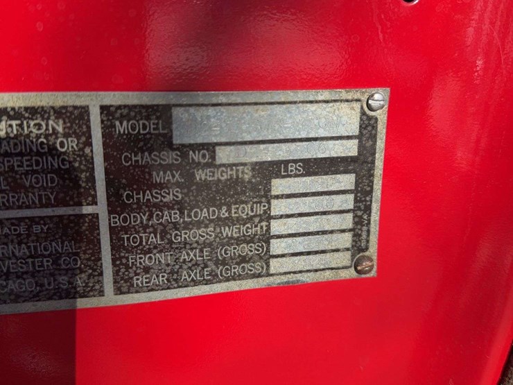 1937-international-d2-panel-truck-image-87