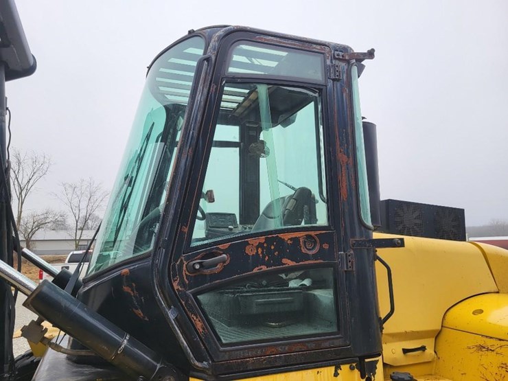 2012-yale-forklift-image-17