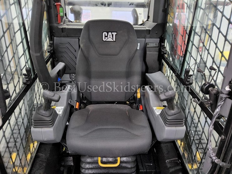 2024-caterpillar-255-image-31