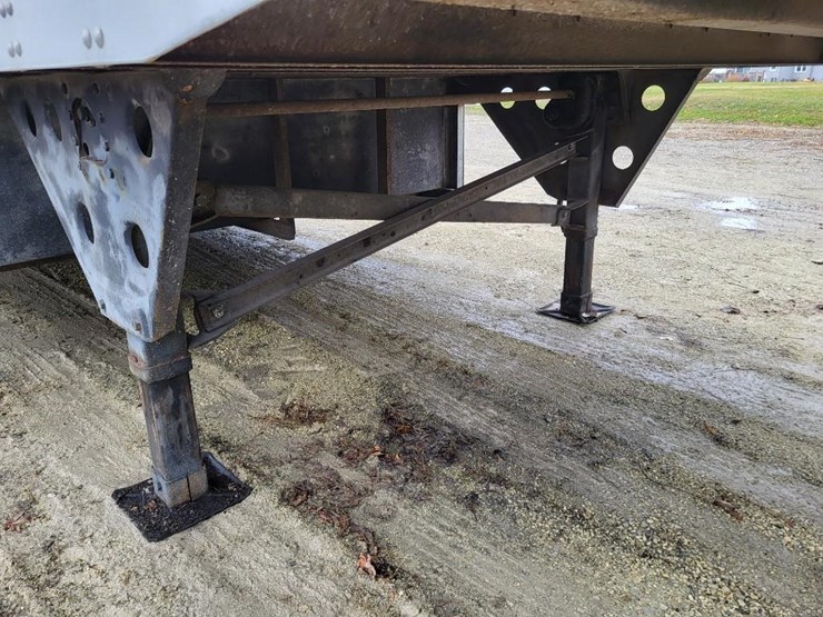 2005-utility-van-image-46