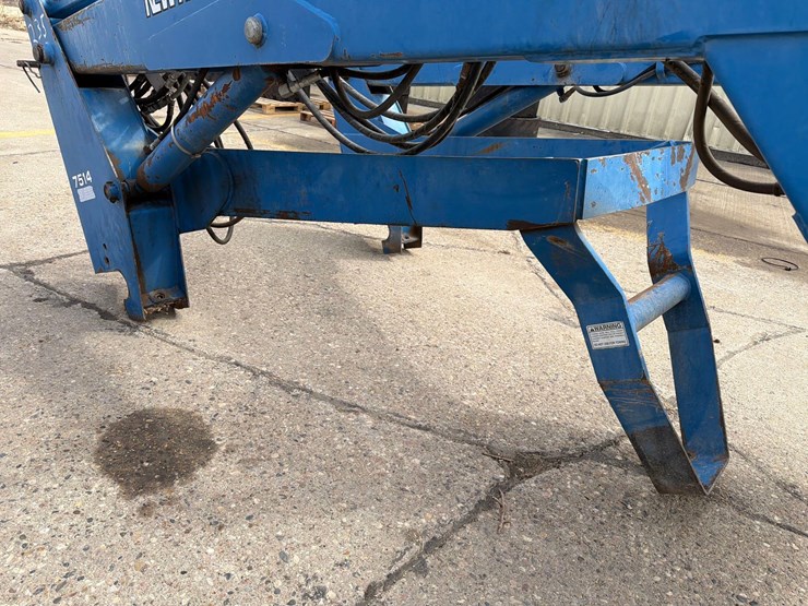 new-holland-7514-image-14