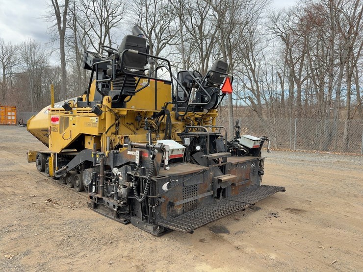 2013-caterpillar-ap-1055e-image-3