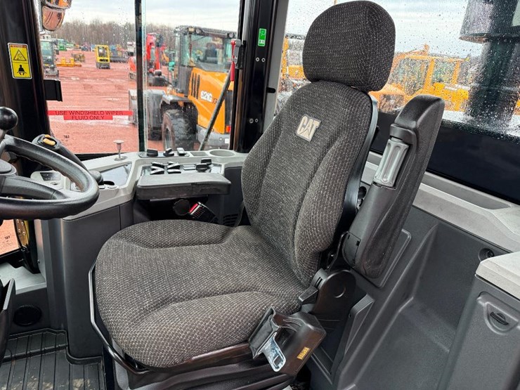 2018-caterpillar-950gc-image-44