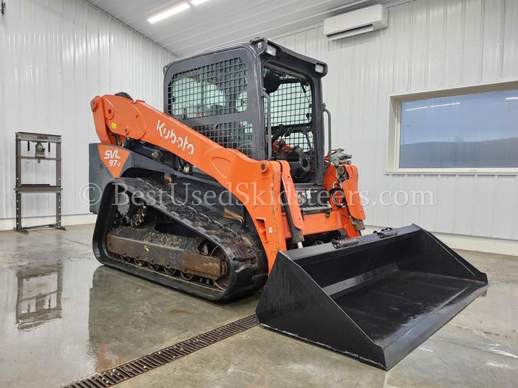 2023-kubota-svl97-2-image-7