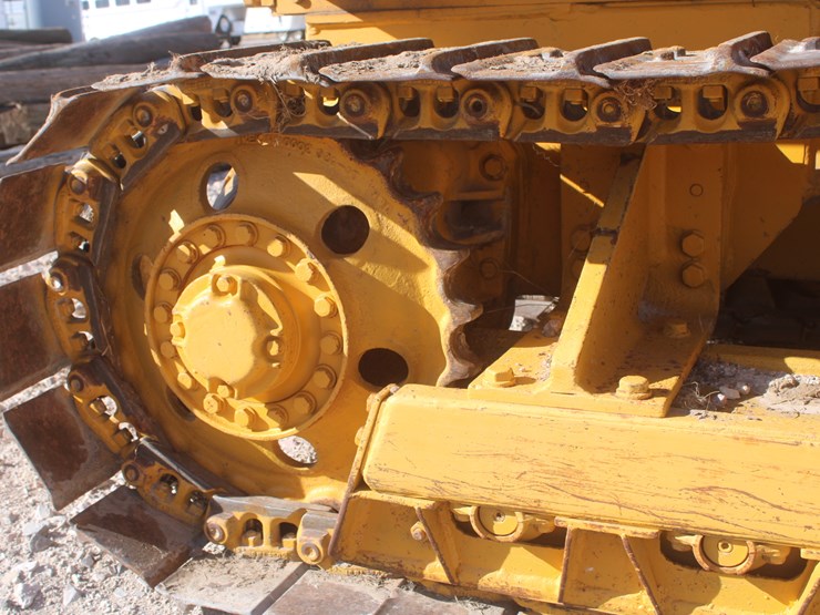 1990-komatsu-d37e-image-27