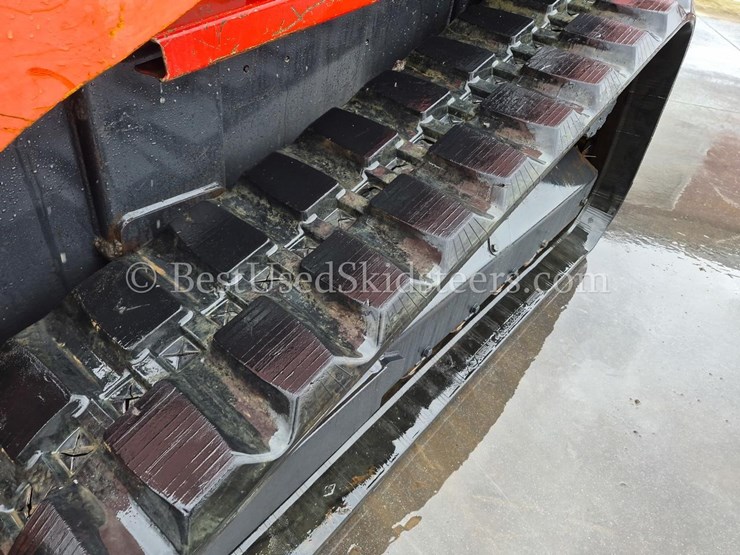 2019-kubota-svl95-2-skid-steer-loader-image-8