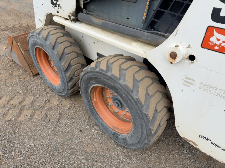 2006-bobcat-s130-image-13