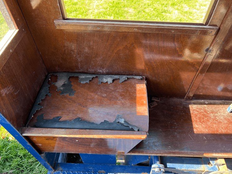 frick-steam-locomotive-with-track-image-138