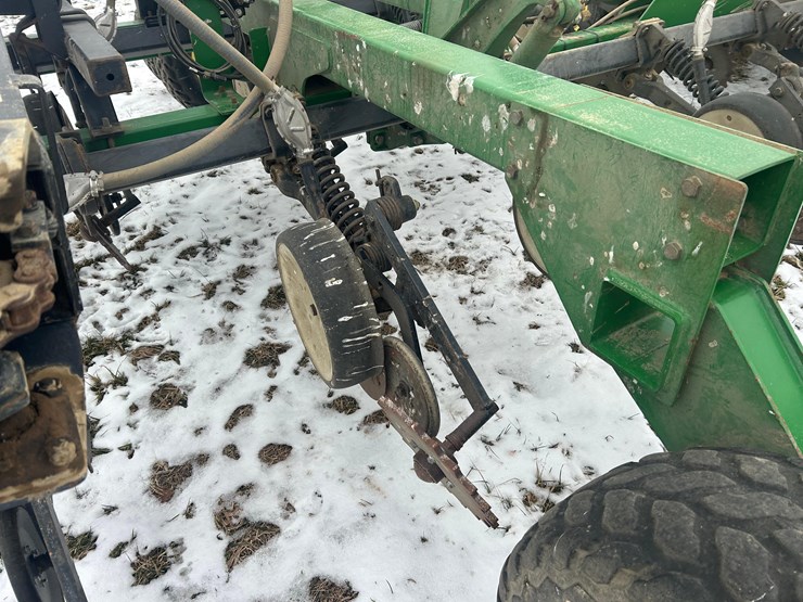 john-deere-1900-image-32