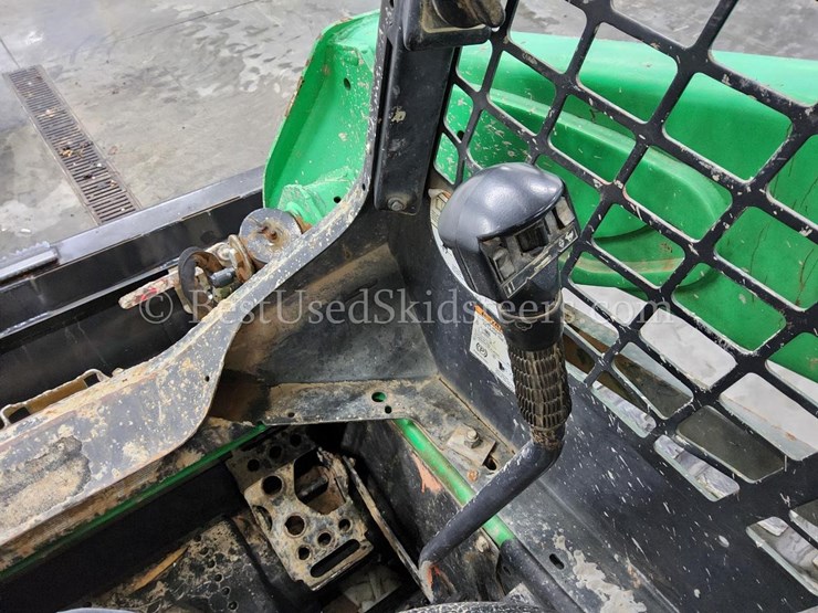2019-bobcat-t590-image-23