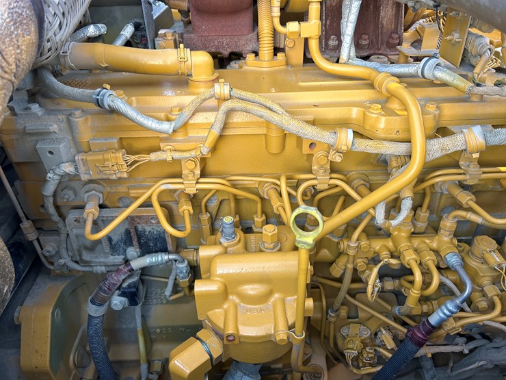 2019-deere-350g-lc-image-40