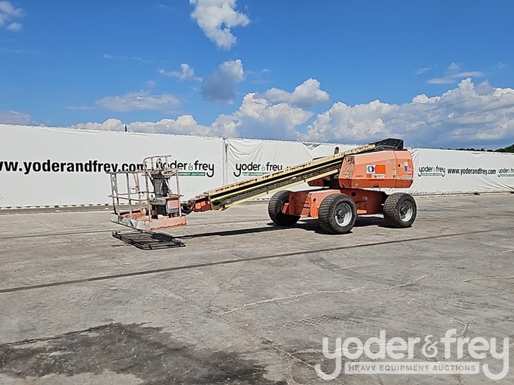 2016-jlg-600s-image-2