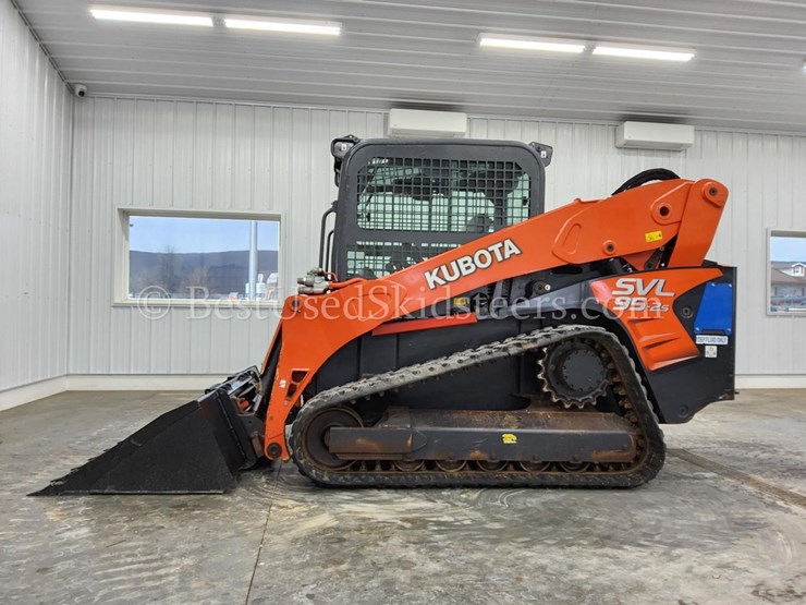 2019-kubota-svl95-2-skid-steer-loader-image-1