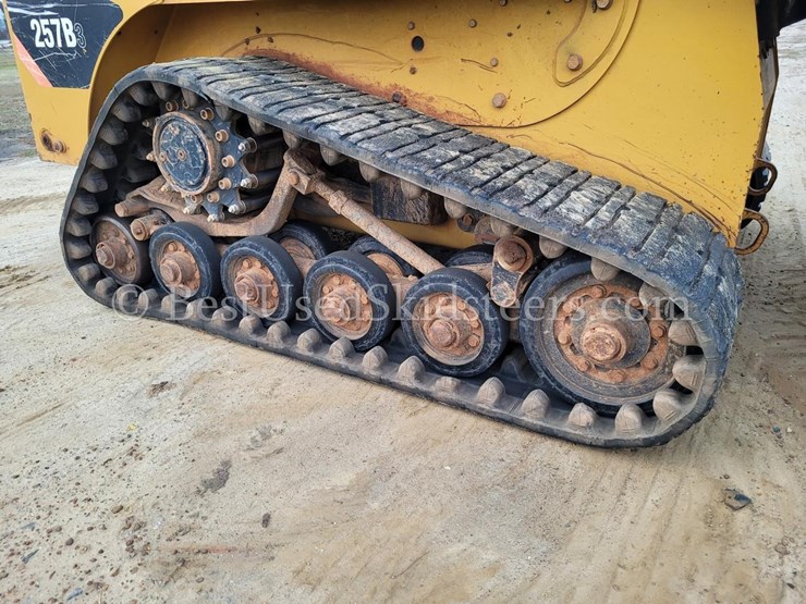 2012-caterpillar-257b3-image-12