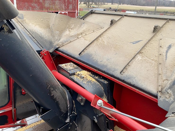 case-ih-6088-image-49