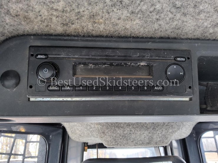 2017-deere-650k-image-46