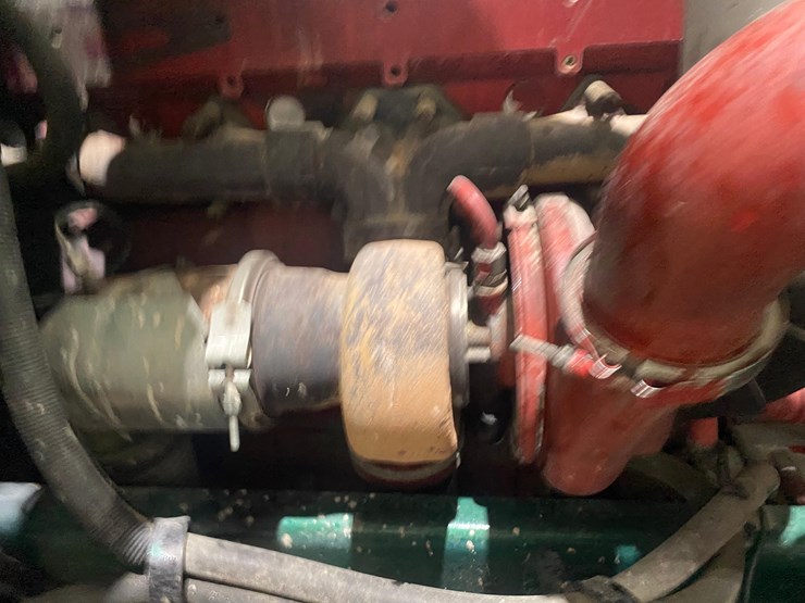 2002-peterbilt-379-image-75