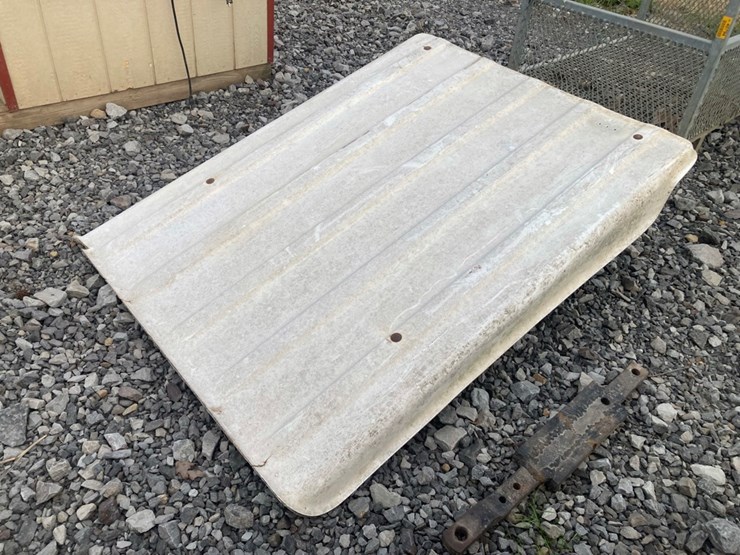 ford-tractor-image-1