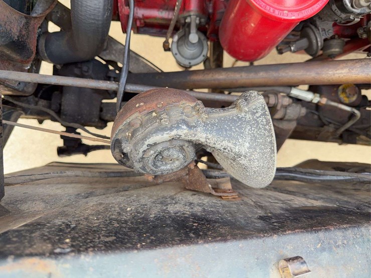 1951-international-l-112-image-60