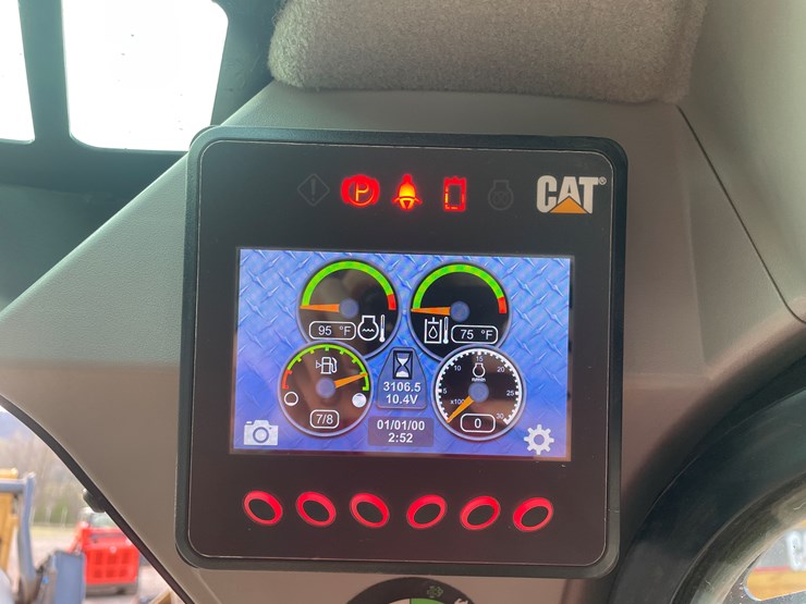 2017-caterpillar-259d-image-52