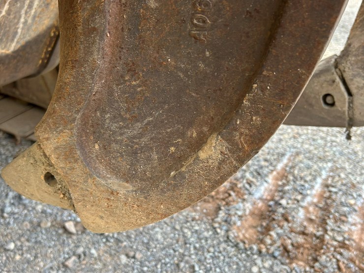 2015-caterpillar-d6t-lgp-image-48