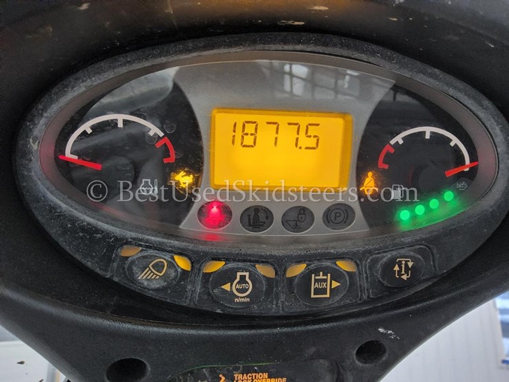 2023-bobcat-t770-image-36