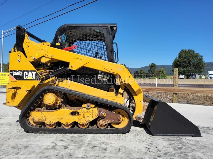 2016-caterpillar-259d-image-6
