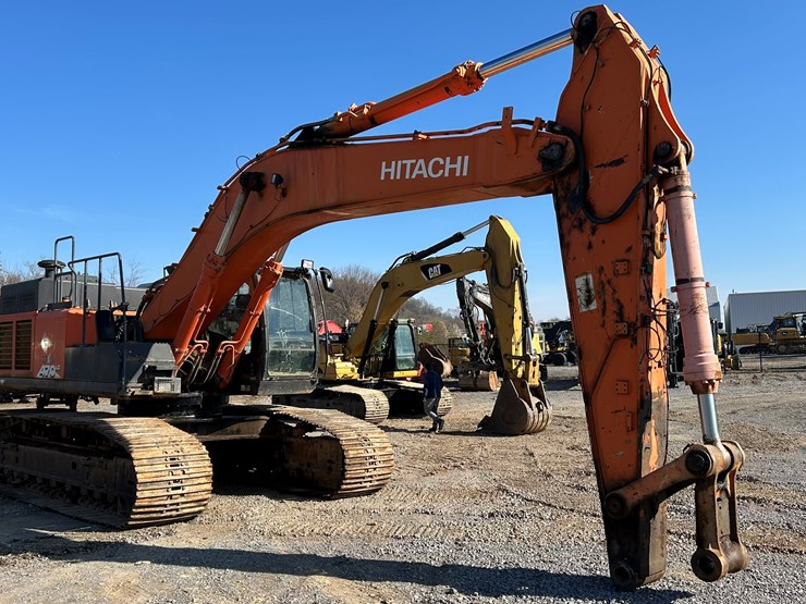 2016-hitachi-zx470-lc-6-image-7