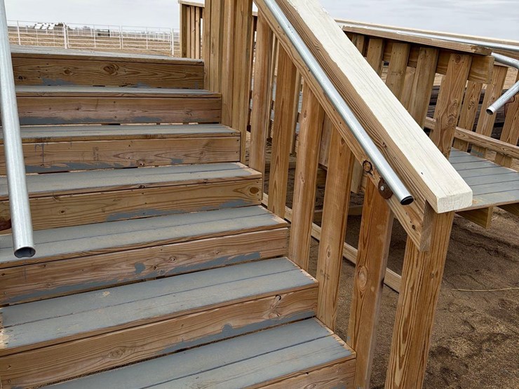 wood-stairs-image-9