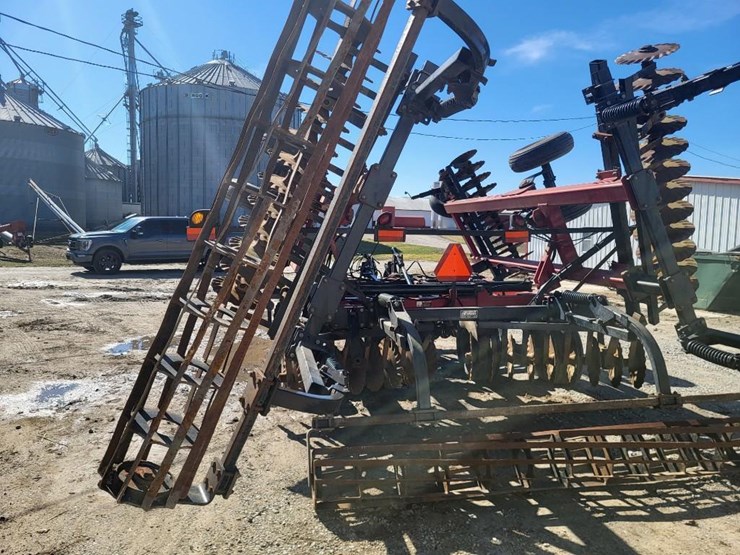 case-ih-true-tandem-330-turbo-image-41