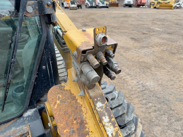 2011-caterpillar-272c-image-11