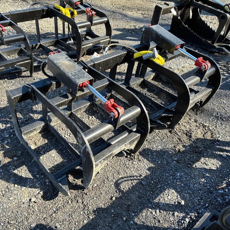 Wildcat 68" Skid Steer Root Grapple