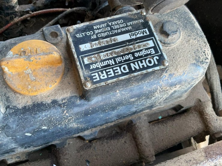 john-deere-332-image-7