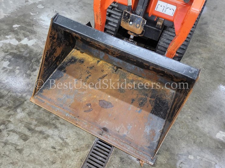 2023-kubota-scl1000-image-9