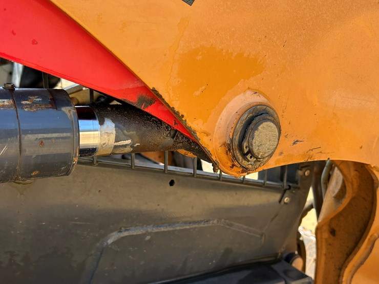 2019-case-tr270-image-18