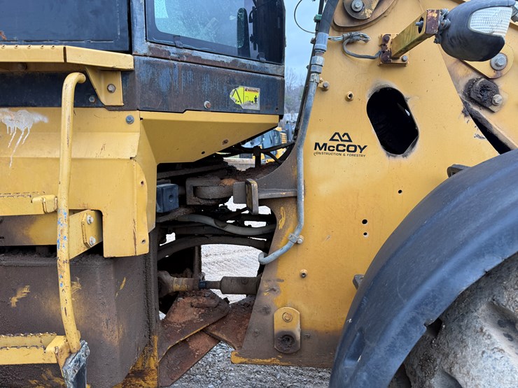 2005-caterpillar-930g-image-25