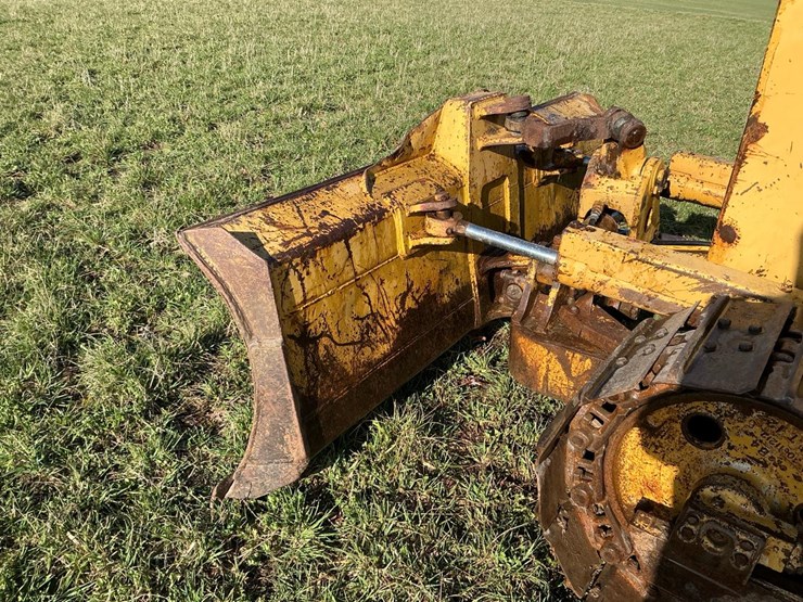 #350-•-1978-komatsu-d31-16-dozer-image-25