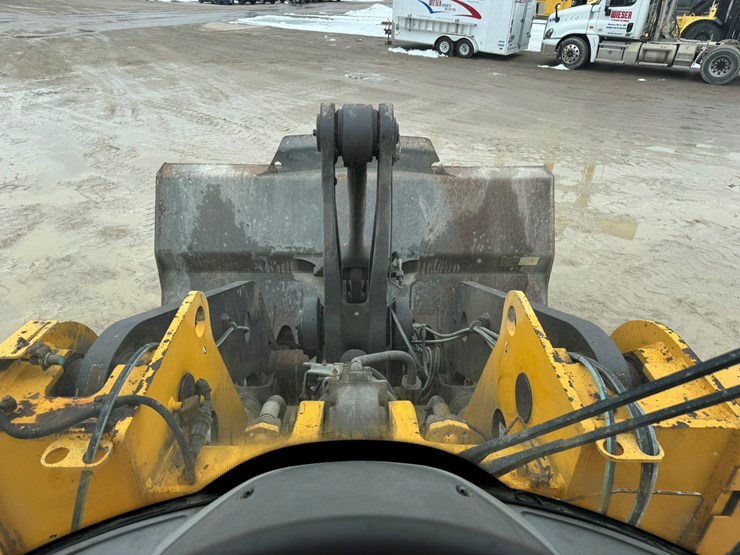 2007-volvo-l120f-image-46