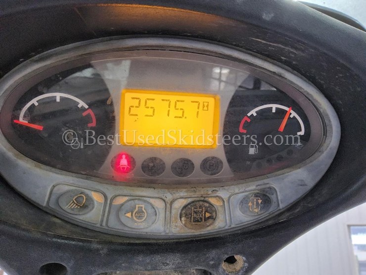 2019-bobcat-t595-image-26