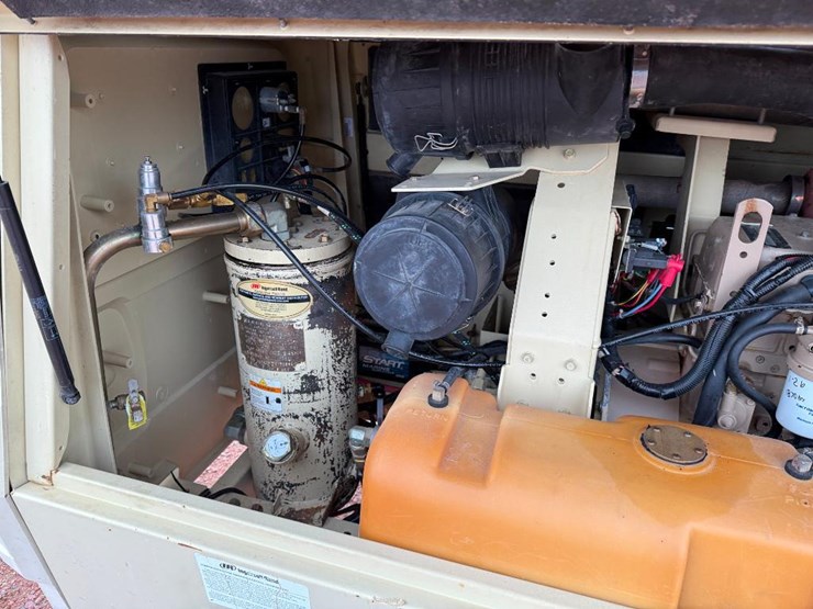 2005-ingersoll-rand-p185wjd-image-22