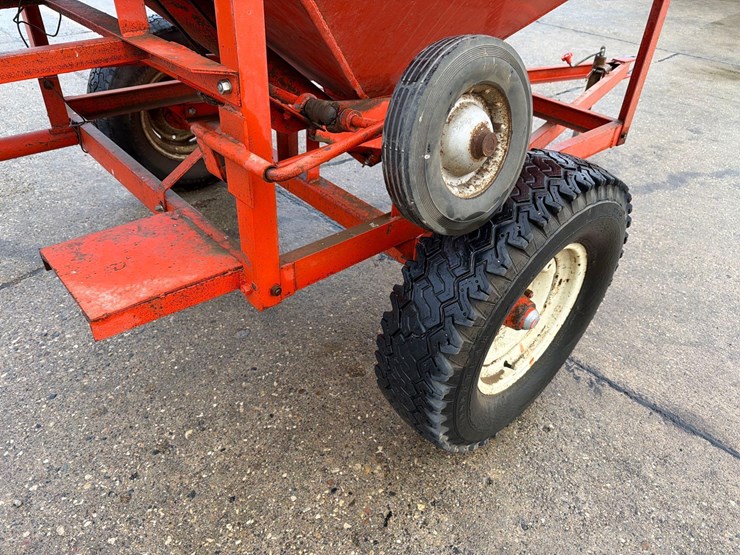 pull-type-port-o-seeder-image-12