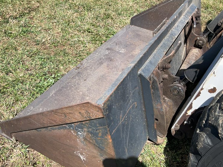 #259-•-skid-steer-bucket-image-5