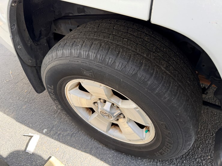 2004-toyota-4-runner-image-9