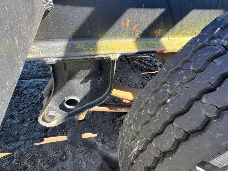 heavy-duty-drop-deck-trailer,-20’-deck-w/dovetail-and-fold-down-ramps,-single-axle,-dual-wheels,-air-image-22